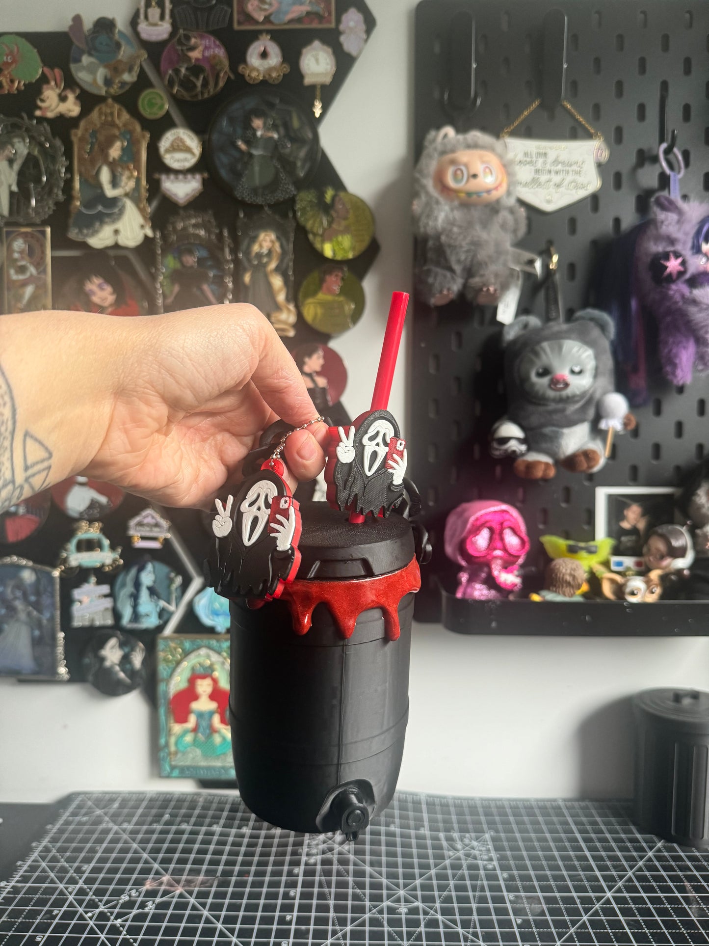 Ghostly Can Cooler