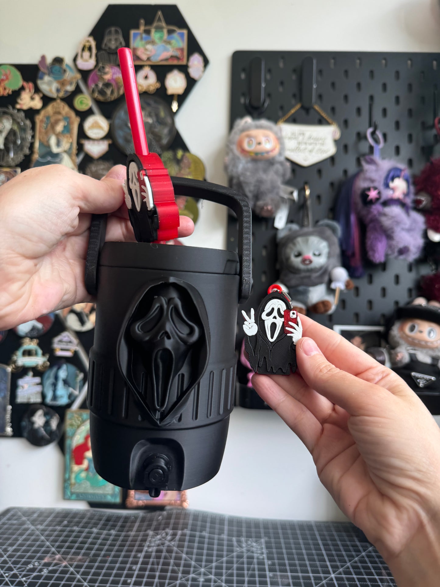 Ghosty Can Cooler