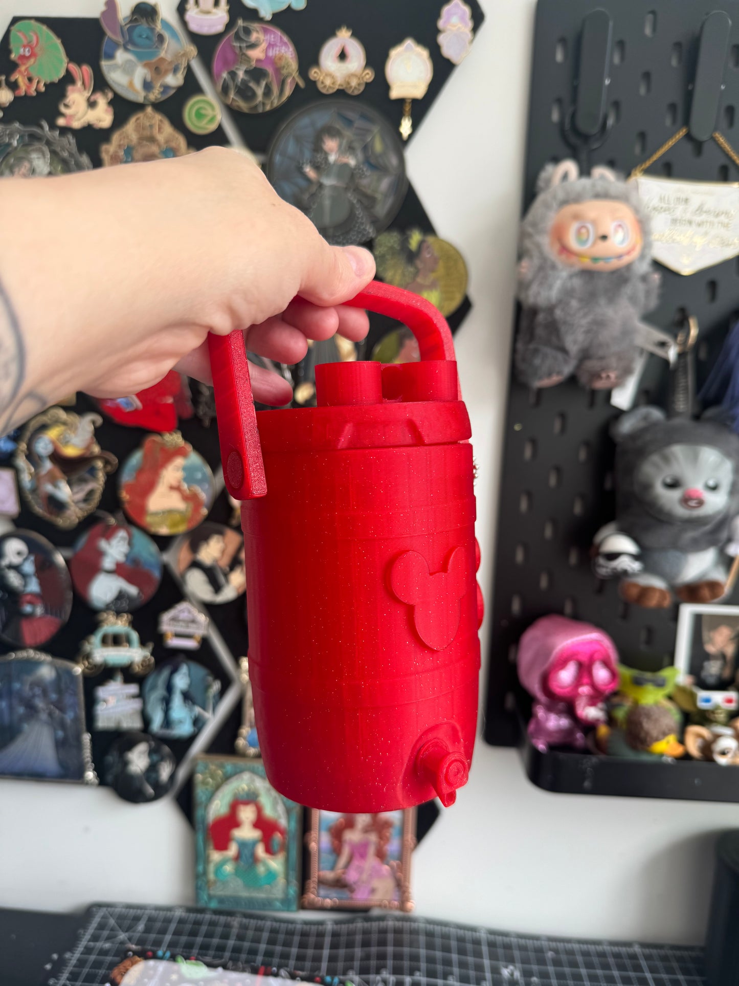 Glittery Red Mouse Can Cooler