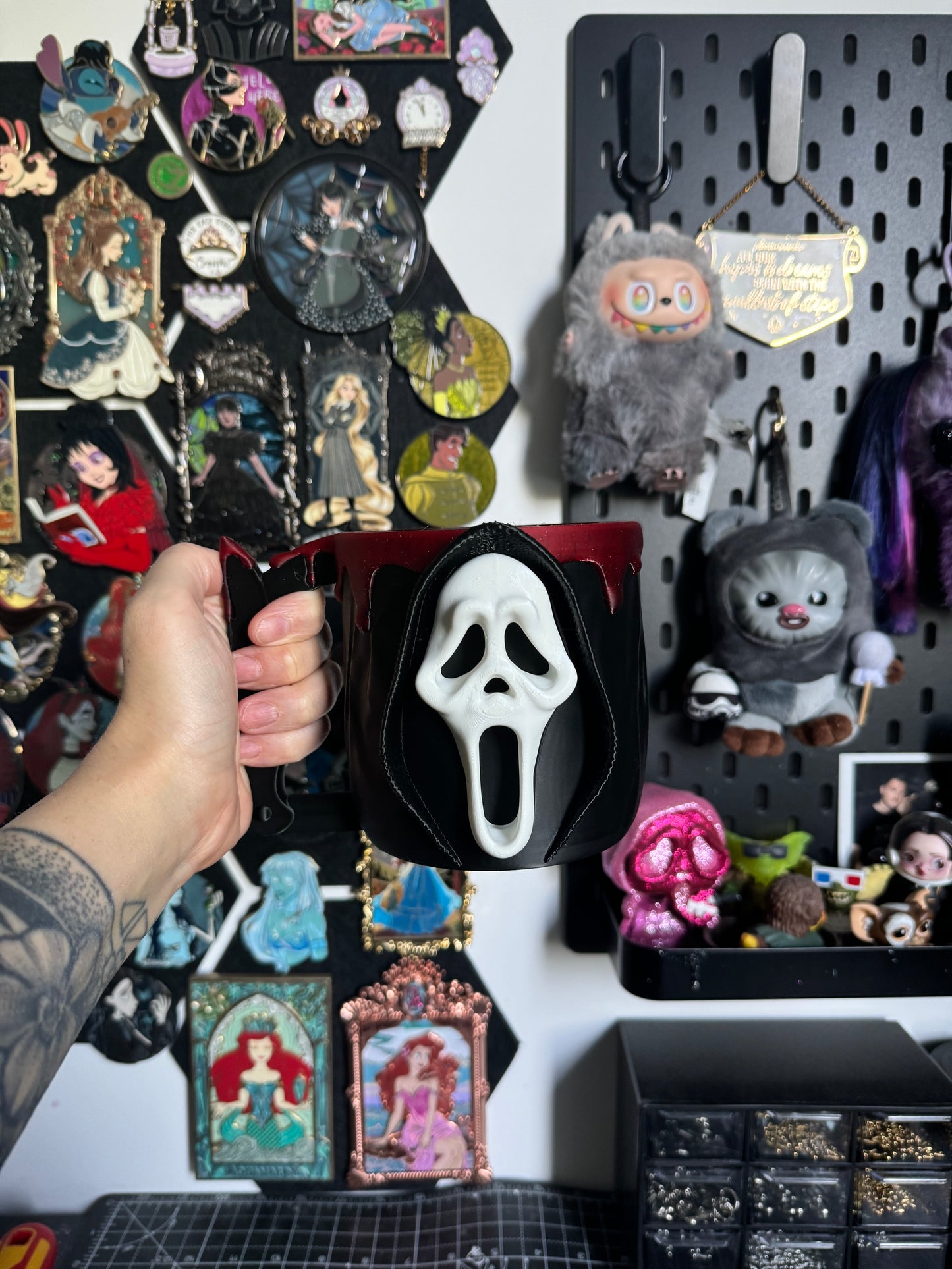Ghosty Ice Cream Holder