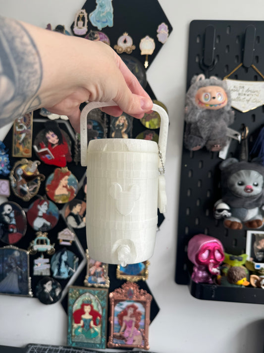 Glittery White Mouse Can Cooler