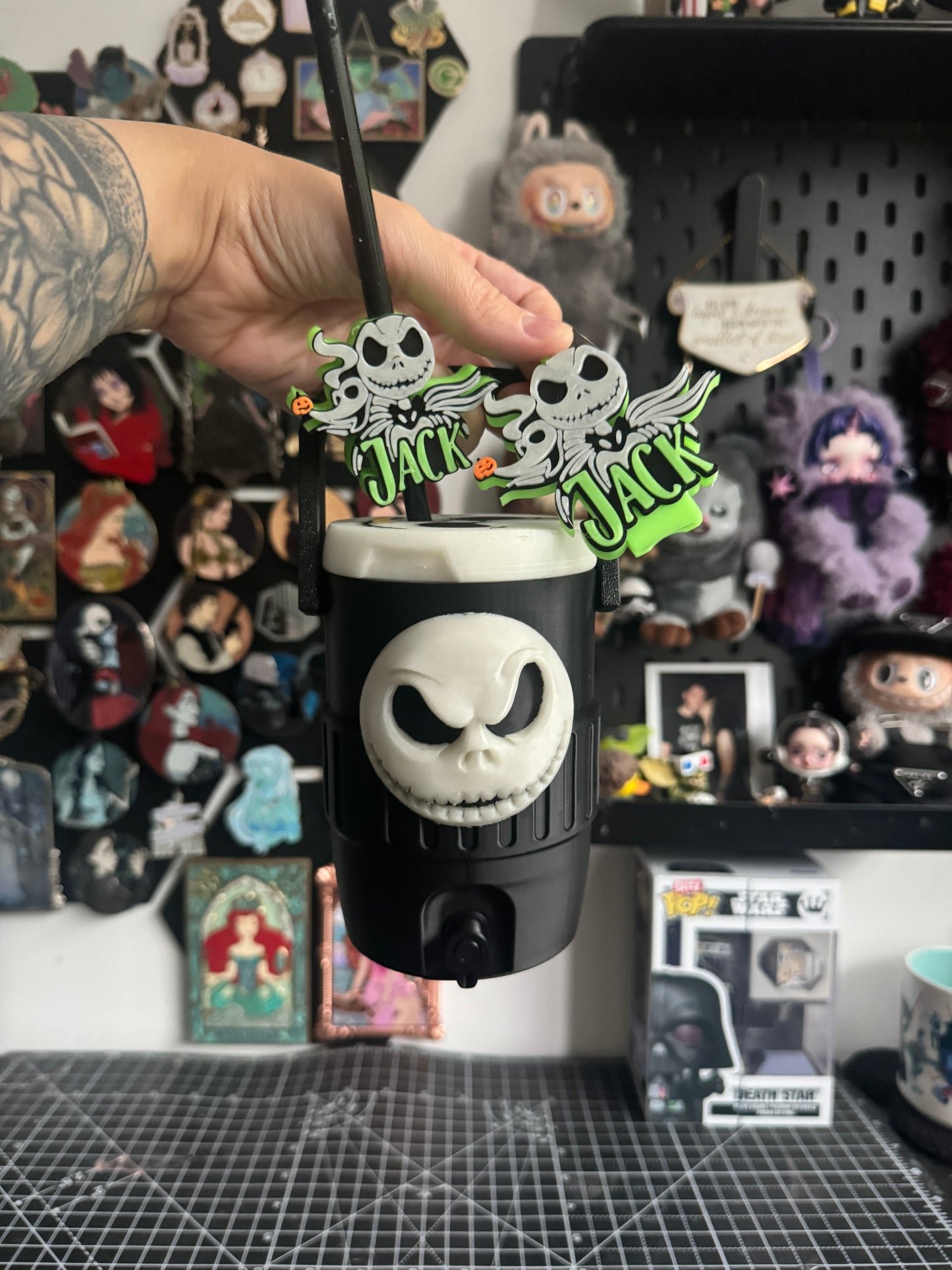 Pumpkin King Glow Can Cooler