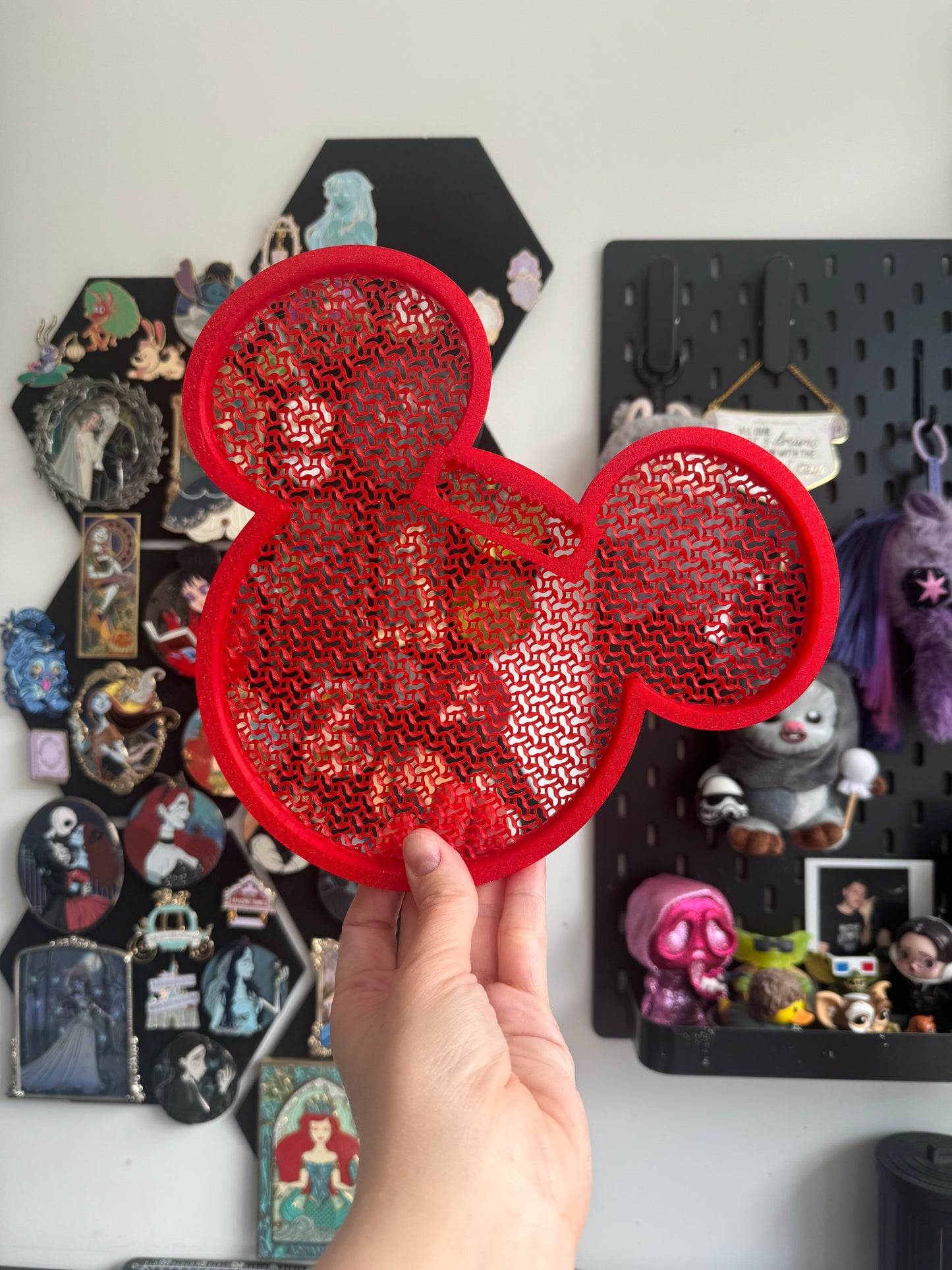 Red Glittery Mouse Pin Board
