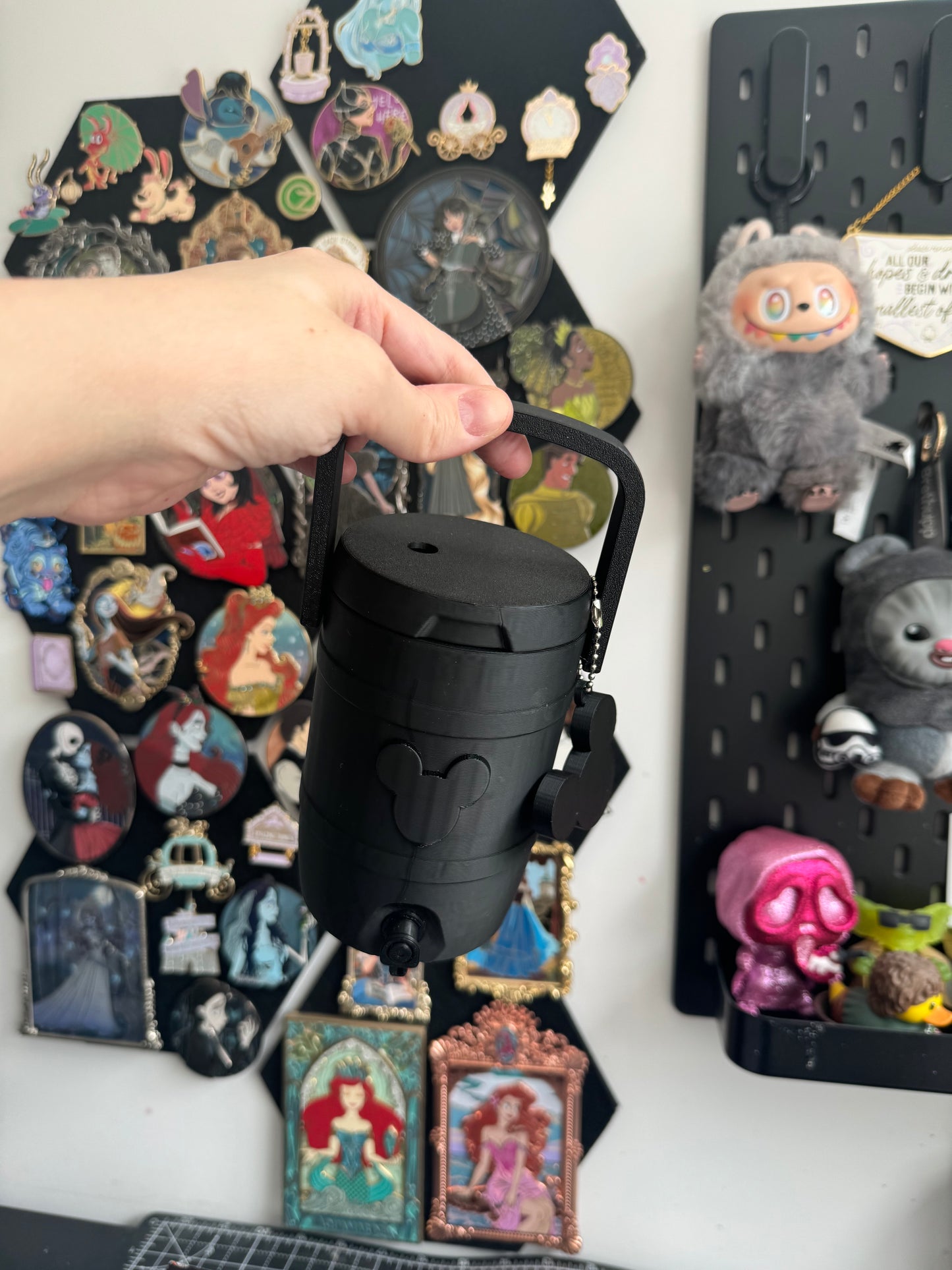 Mouse black Can Cooler